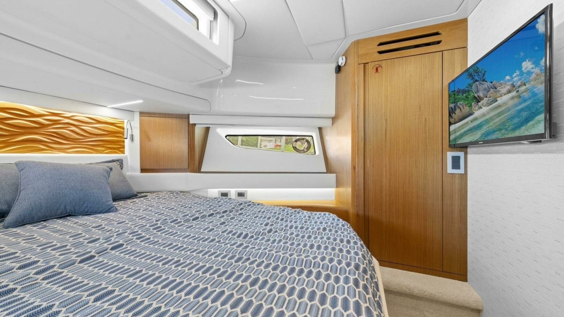 2023 Tiara EX 60 Tranquil Moments II Yacht For Sale
