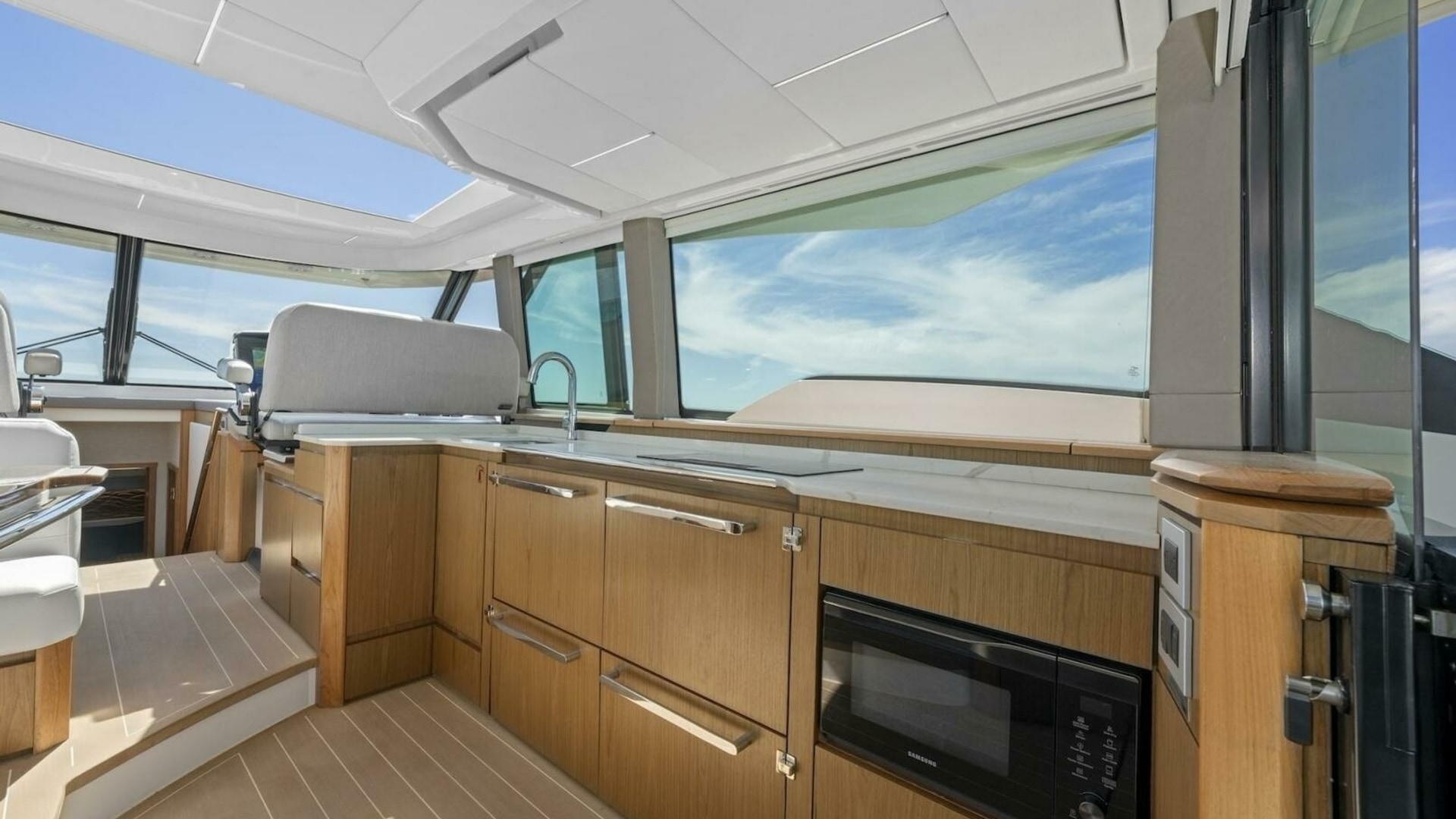 2023 Tiara EX 60 Tranquil Moments II Yacht For Sale