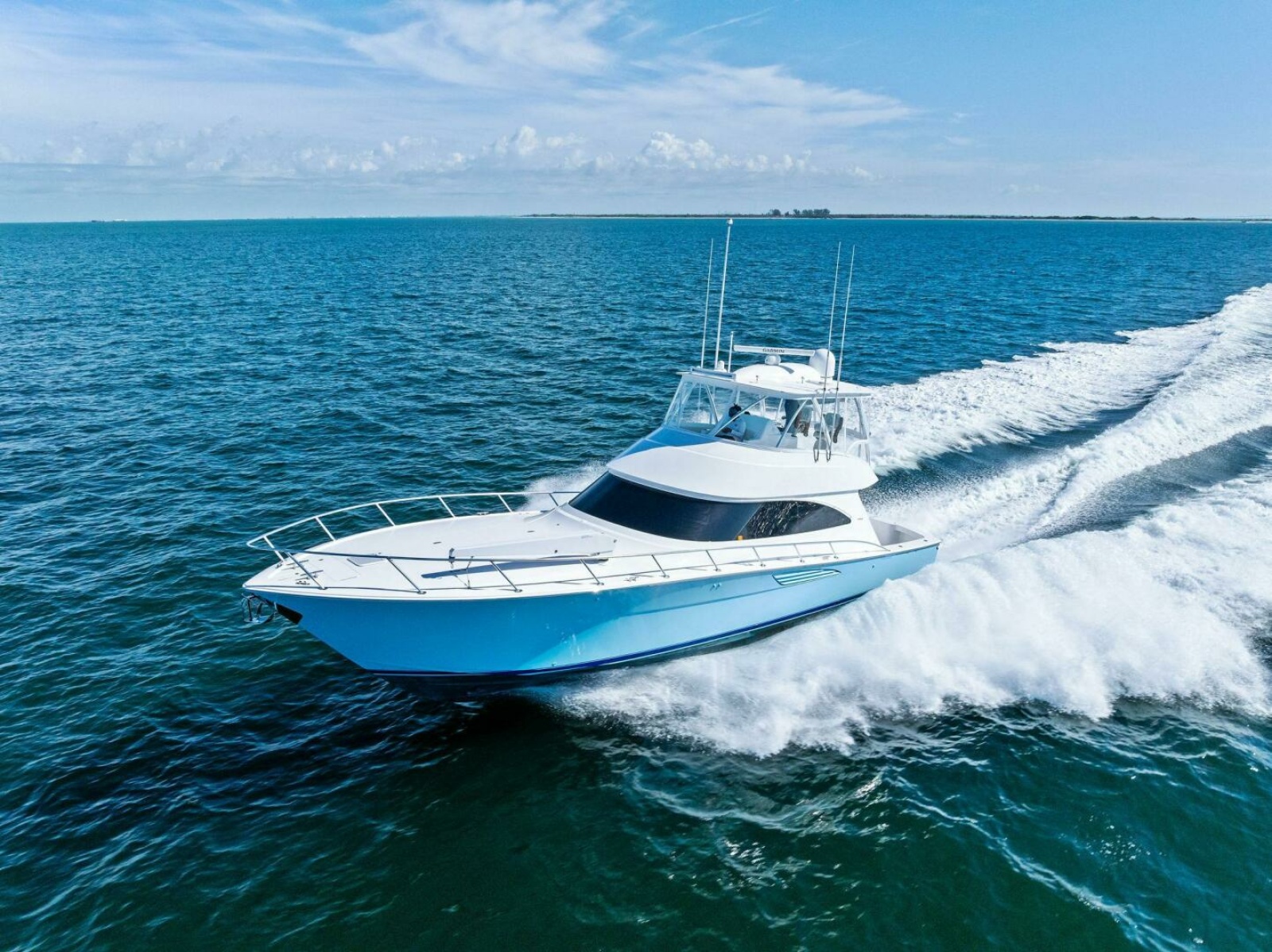 2025 Viking 58 Convertible Photo