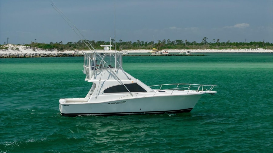 2002 Luhrs 40 Convertible