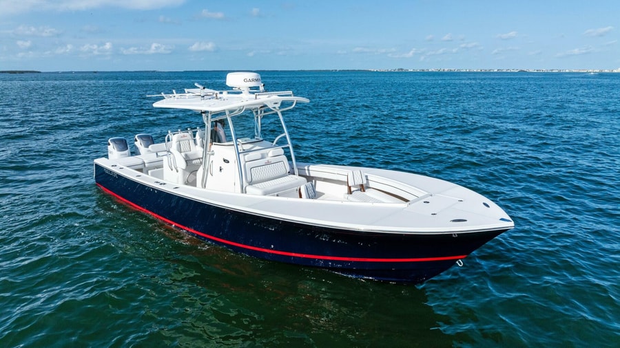 2012 Regulator 32 FS