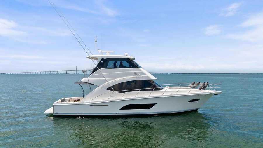 2021 Riviera 57 Enclosed Bridge