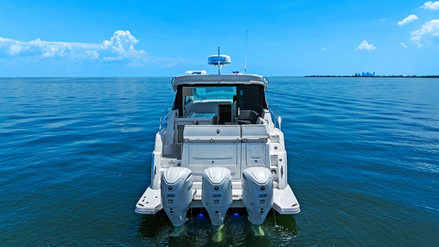 2025 Regal 38 Xo Photo