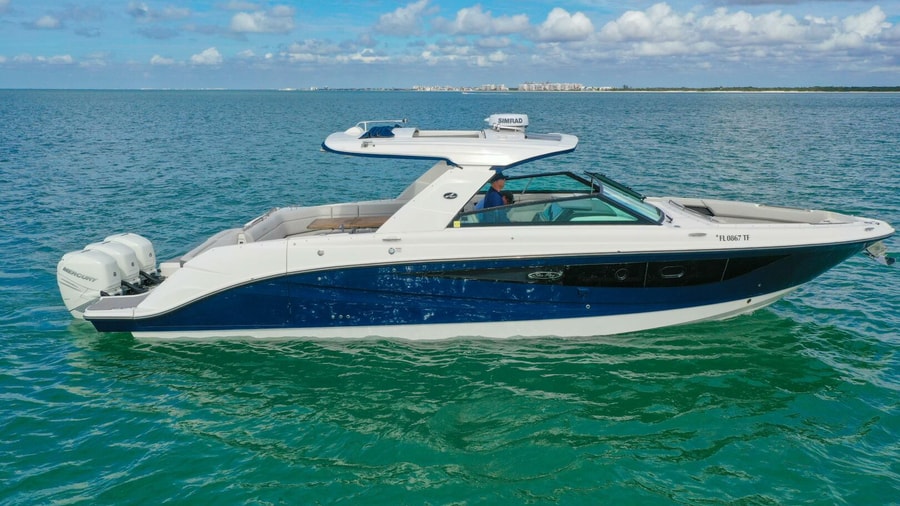 2022 Sea Ray SLX 400 Outboard