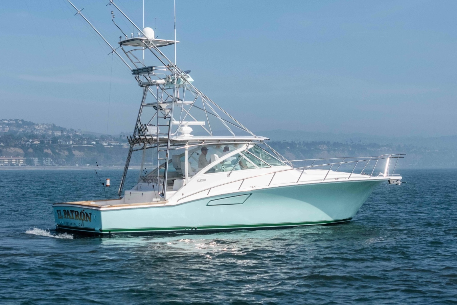 2005 Cabo 40 Express