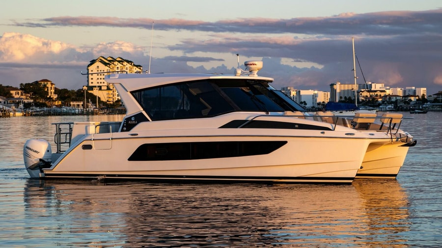 2018 Aquila 36 Power Cat