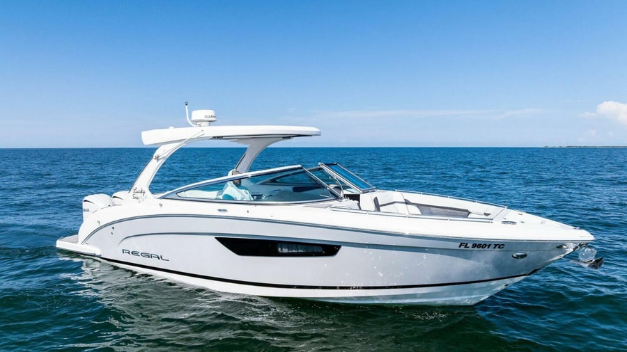 2022 Regal 33 OBX