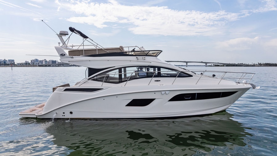 2018 Sea Ray 400 fly