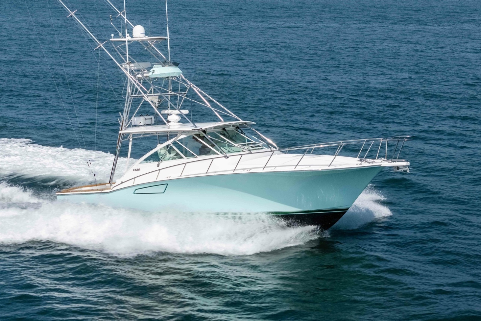 2005 Cabo 40 Express