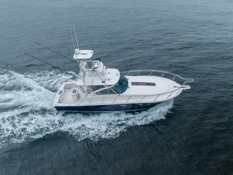 2015 Tiara 4300 Open