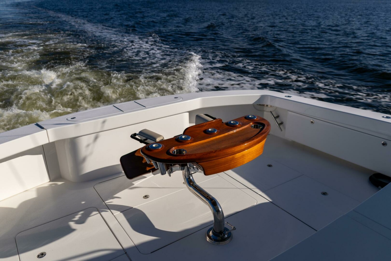 2021 Viking 72 Enclosed Bridge Photo