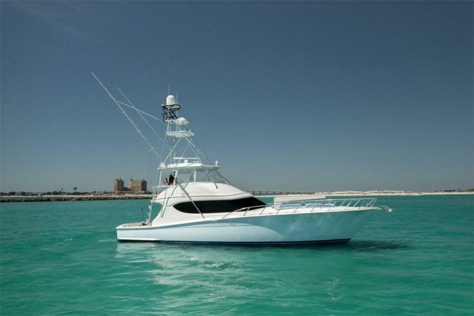 2016 Hatteras GT60