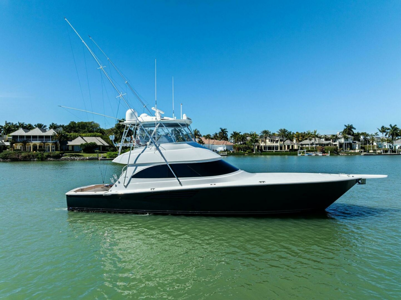 2023 Viking 54 Convertible