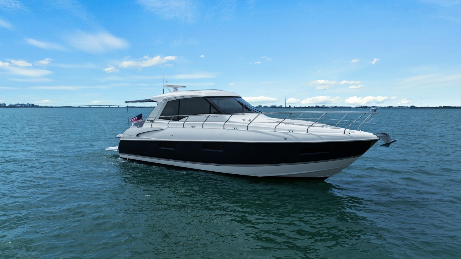 2014 Cruisers Yachts 48 Cantius
