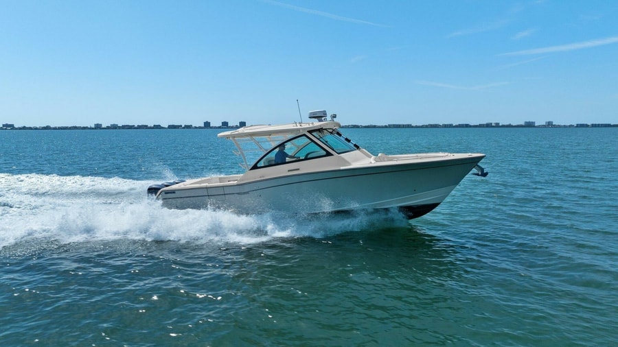 2016 Grady-White 375 Freedom