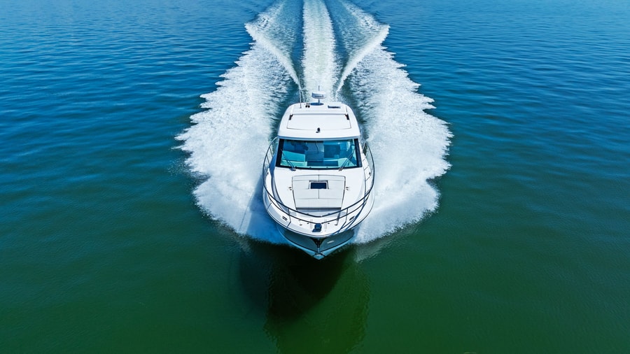 2025 Regal 38 Xo Photo