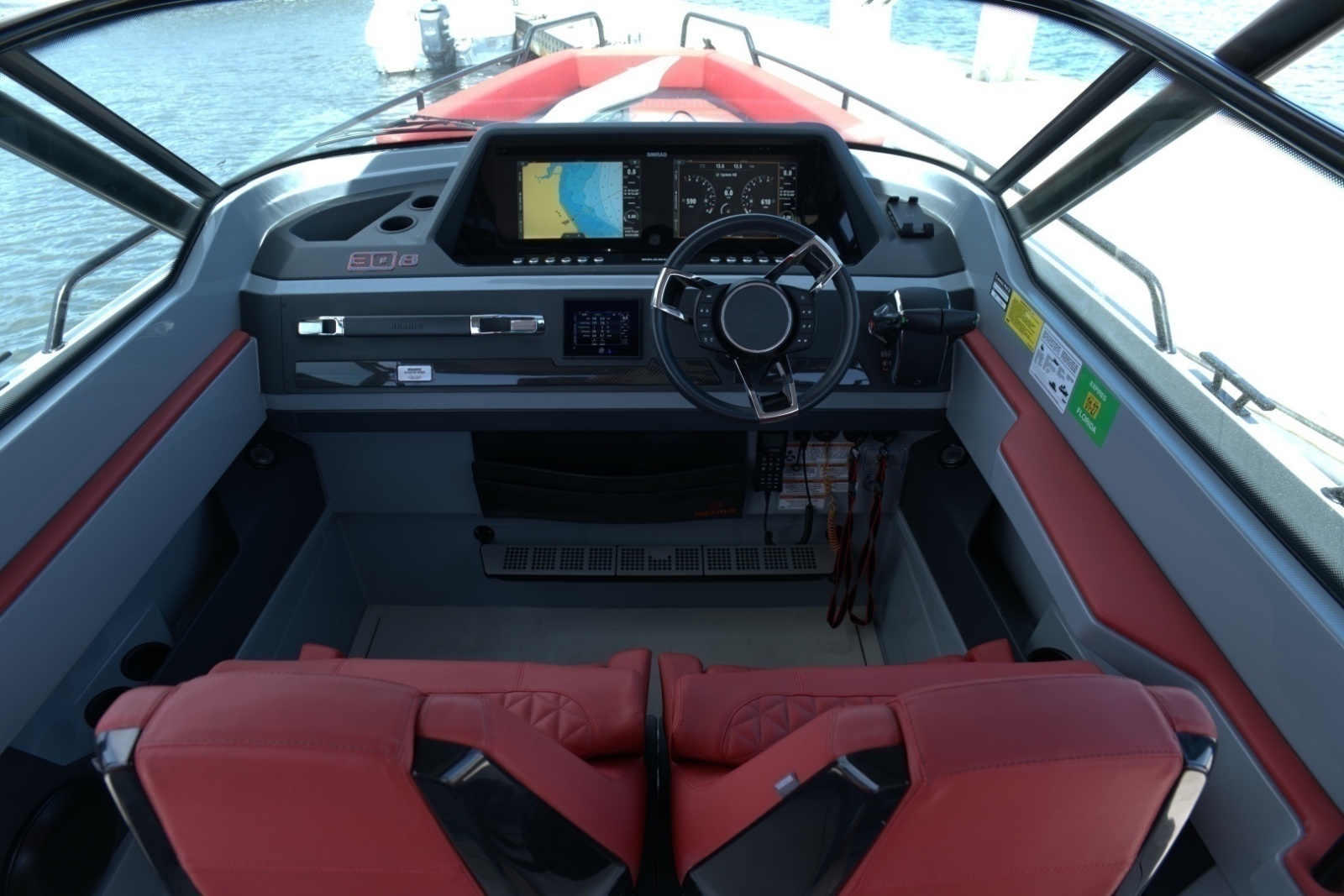 2023 Axopar 31 Brabus Shadow 500