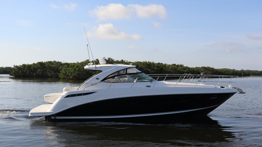 2015 Sea Ray 410 Sundancer