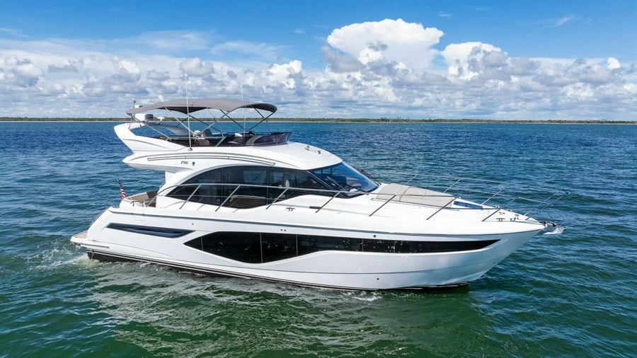 2025 Princess F50 Flybridge