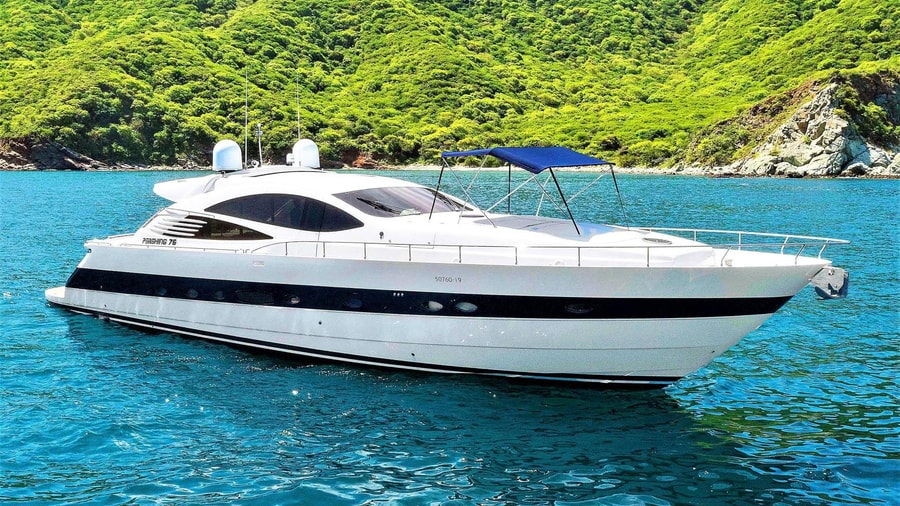 2005 Pershing 76 Motor Yacht