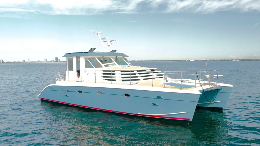 2007 Manta 44 Power Cat