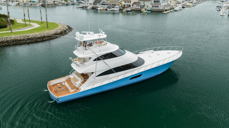 2020 Viking 92 Skybridge