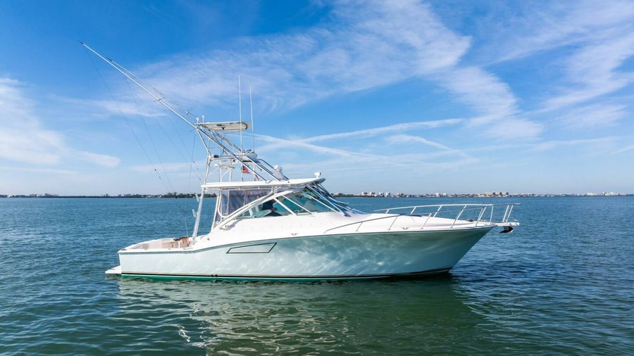 2005 Cabo 40 Express