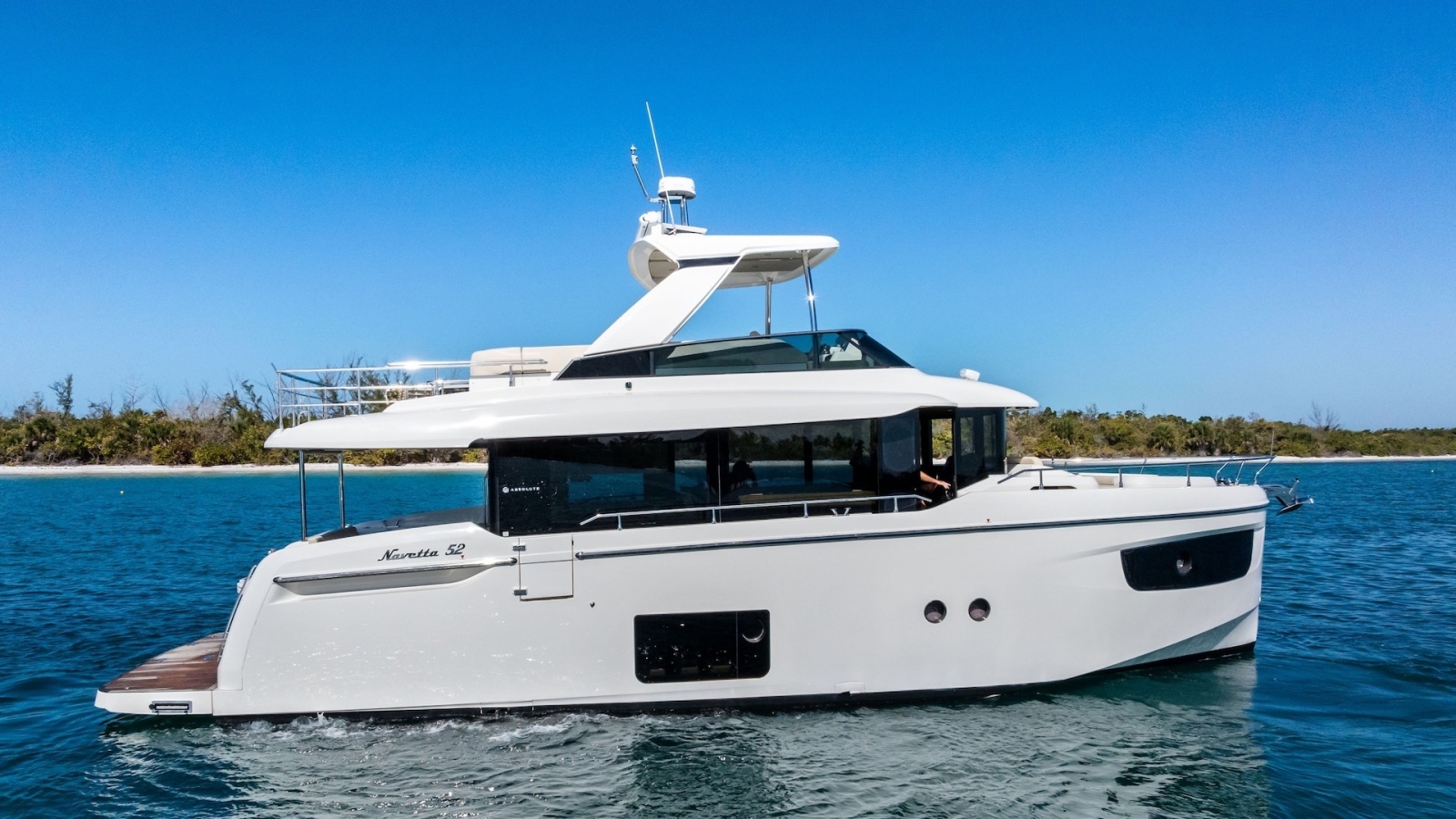 2019 Absolute 52 Navetta