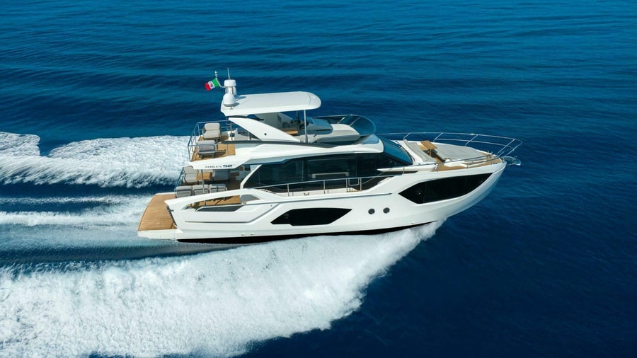 2027 Absolute 52 Fly