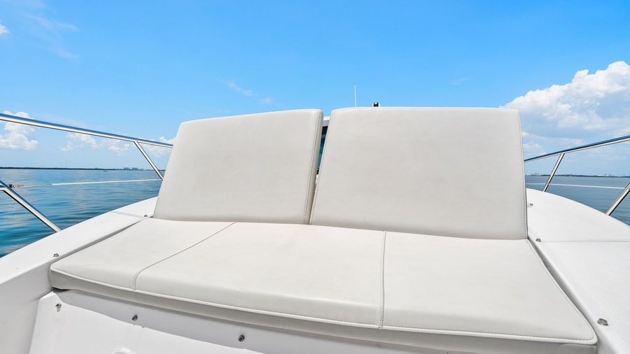 2025 Regal 38 Xo Photo