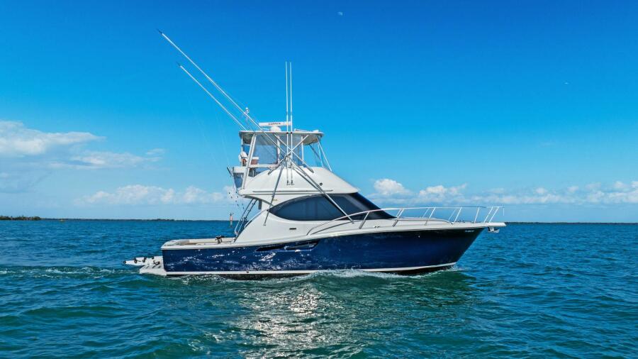 2013 Tiara 3900 Convertible