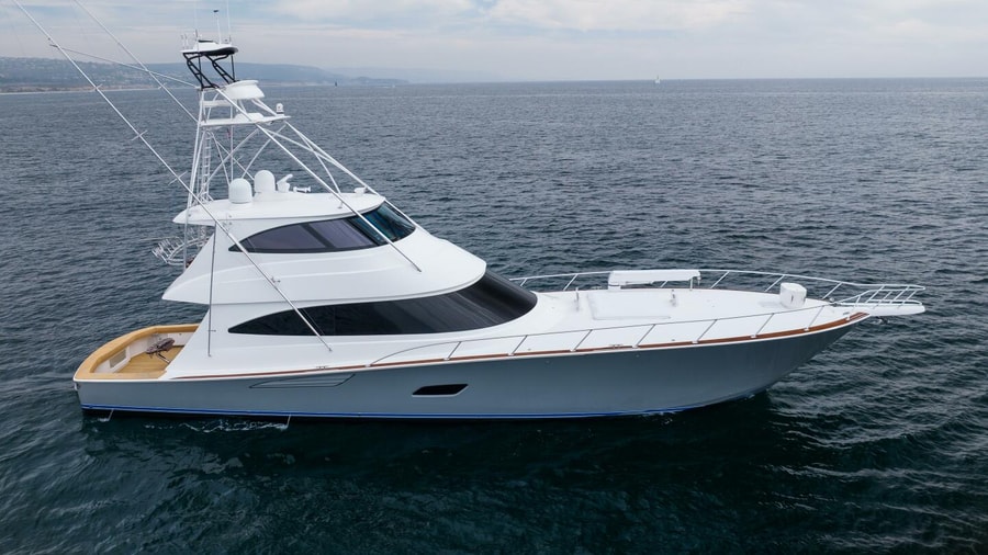 2018 Viking 80 Enclosed Bridge