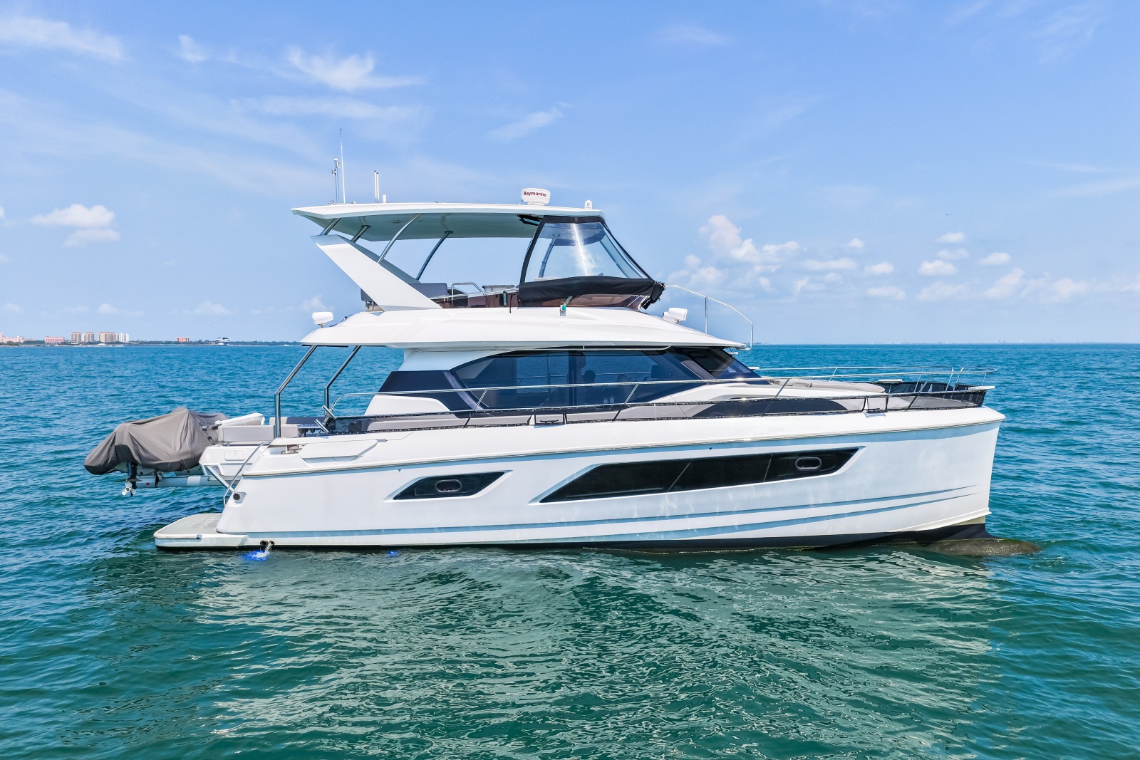 2021 Aquila 44 Yacht