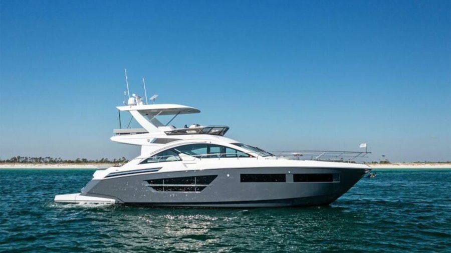 2023 Cruisers Yachts 60 Cantius Fly