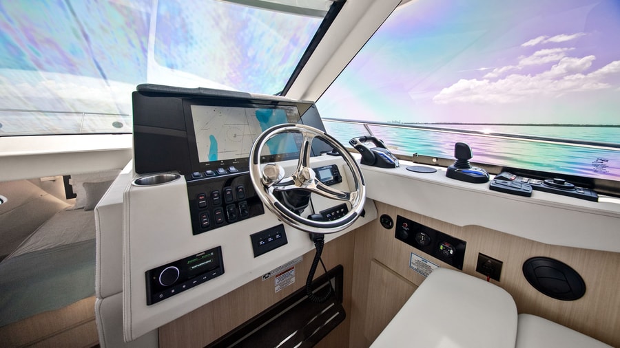 2025 Regal 38 Xo Photo