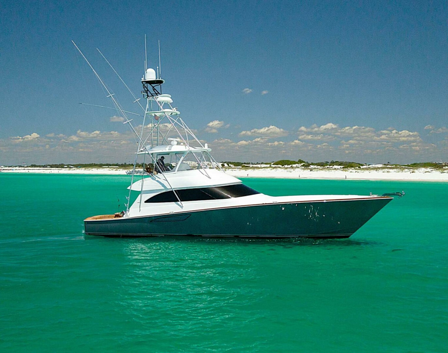 2015 Viking 62 Convertible