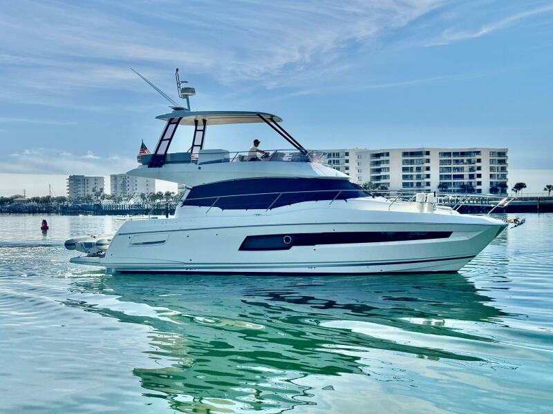 2024 Prestige 460 Flybridge