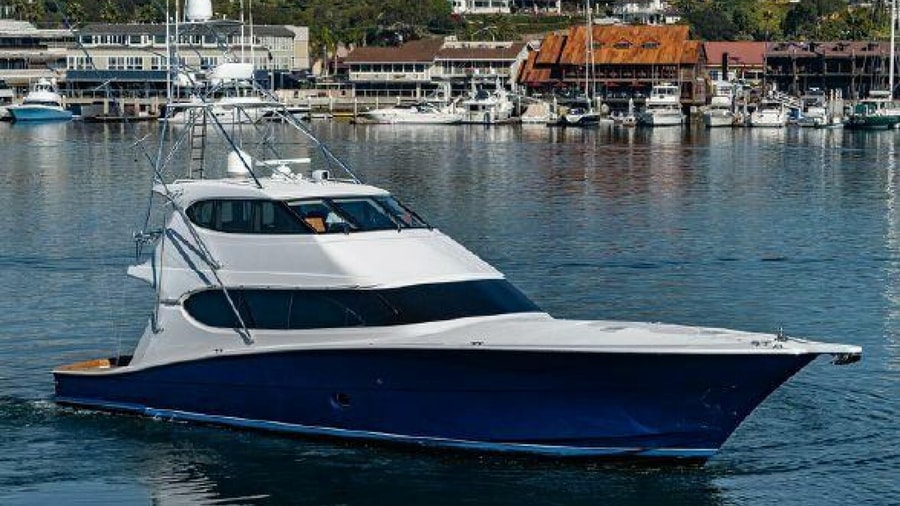 2008 Hatteras 77 Enclosed Bridge