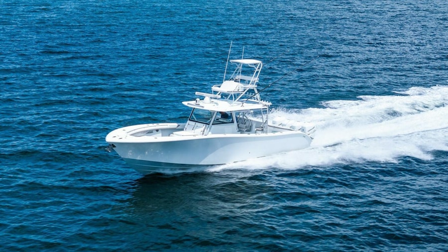 2021 Yellowfin 42 Center Console