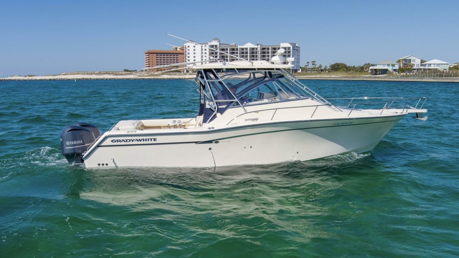 2009 Grady-White 330 Express