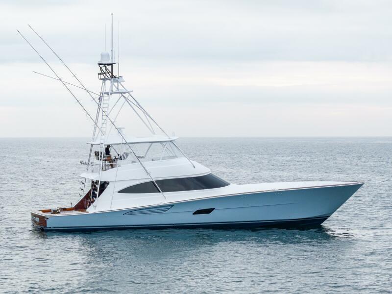 2026 Viking 82 Convertible