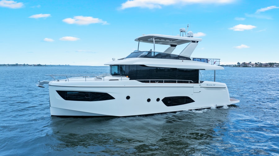 2024 Absolute 52 Navetta