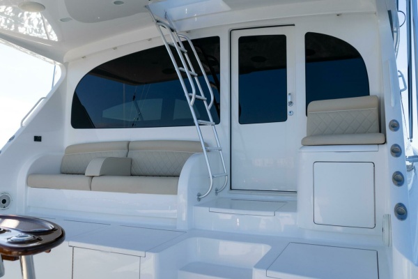 2021 Viking 72 Enclosed Bridge Photo